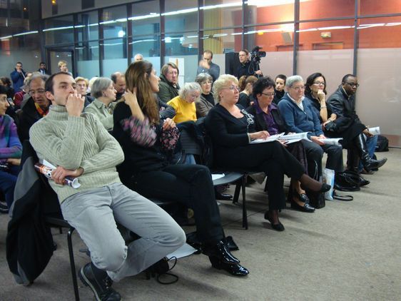 2ème en partant de la gauche : Sonia  Ledoux, conseillère du 7ème, déléguée à la Culture, aux évènements et aux partenariats