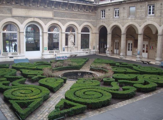 Inquiétudes sur le devenir de l’Hôtel-Dieu