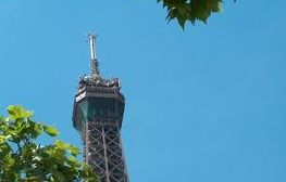 Simulation d'un attentat au pied de la Tour Eiffel