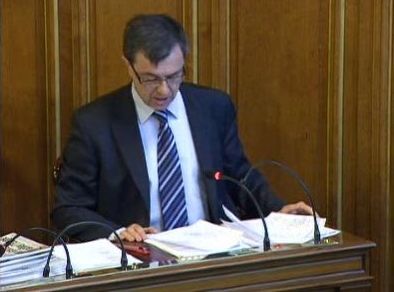 Jean-Pierre Lecoq prend la tête de la contestation contre la nouvelle grille des tarifs des cantines scolaires - Capture d'écran © Paris.fr