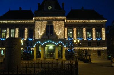 Mairie du 19e arrondissement de Paris, janvier 2011.