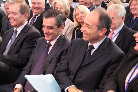 Souriants côte à côte : François Fillon et Jean-François Copé, une photo rare sur le site de l'UMP - Crédit photo : UMP. Souriants côte à côte : François Fillon et Jean-François Copé, une photo rare sur le site de l'UMP - Crédit photo : UMP.