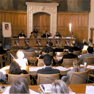 Conférence en salle des conseils - Crédit photo : Paris 2.