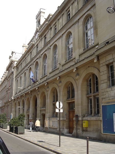 Paris Mairie 2ème © Gérard Janot sous licence creative commons.
