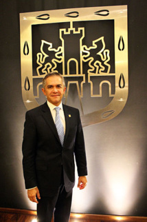Miguel Ángel Espinosa Mancera, maire de Mexico - mai 2014 © ProtoplasmaKid sous licence creative commons. Miguel Ángel Espinosa Mancera, maire de Mexico - mai 2014 © ProtoplasmaKid sous licence creative commons.