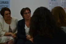 Antoinette Guhl (à gauche) et Martine Pinville (à droite) à l'écoute des entrepreneurs sociaux et solidaires © AC Antoinette Guhl (à gauche) et Martine Pinville (à droite) à l'écoute des entrepreneurs sociaux et solidaires © AC