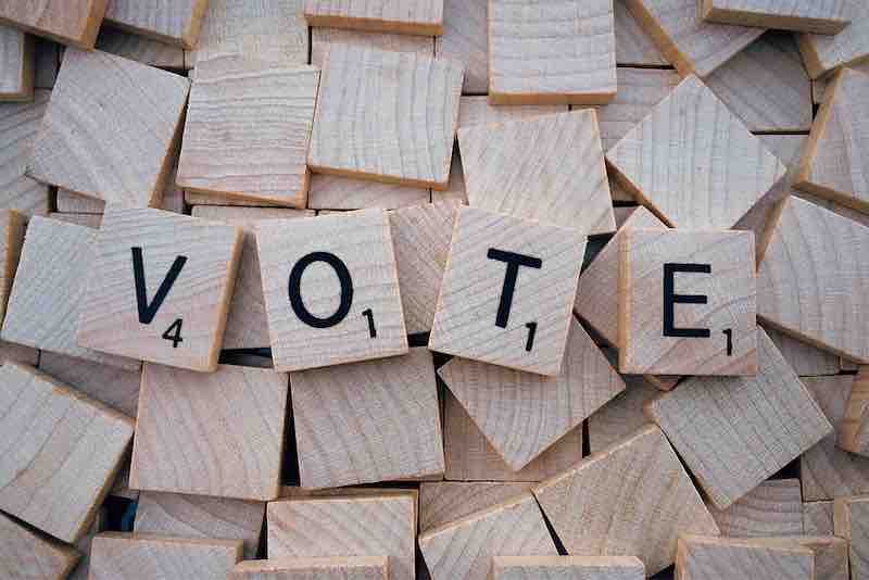 Au jeu du Scrabble, combien rapporte le mot "Vote" ?