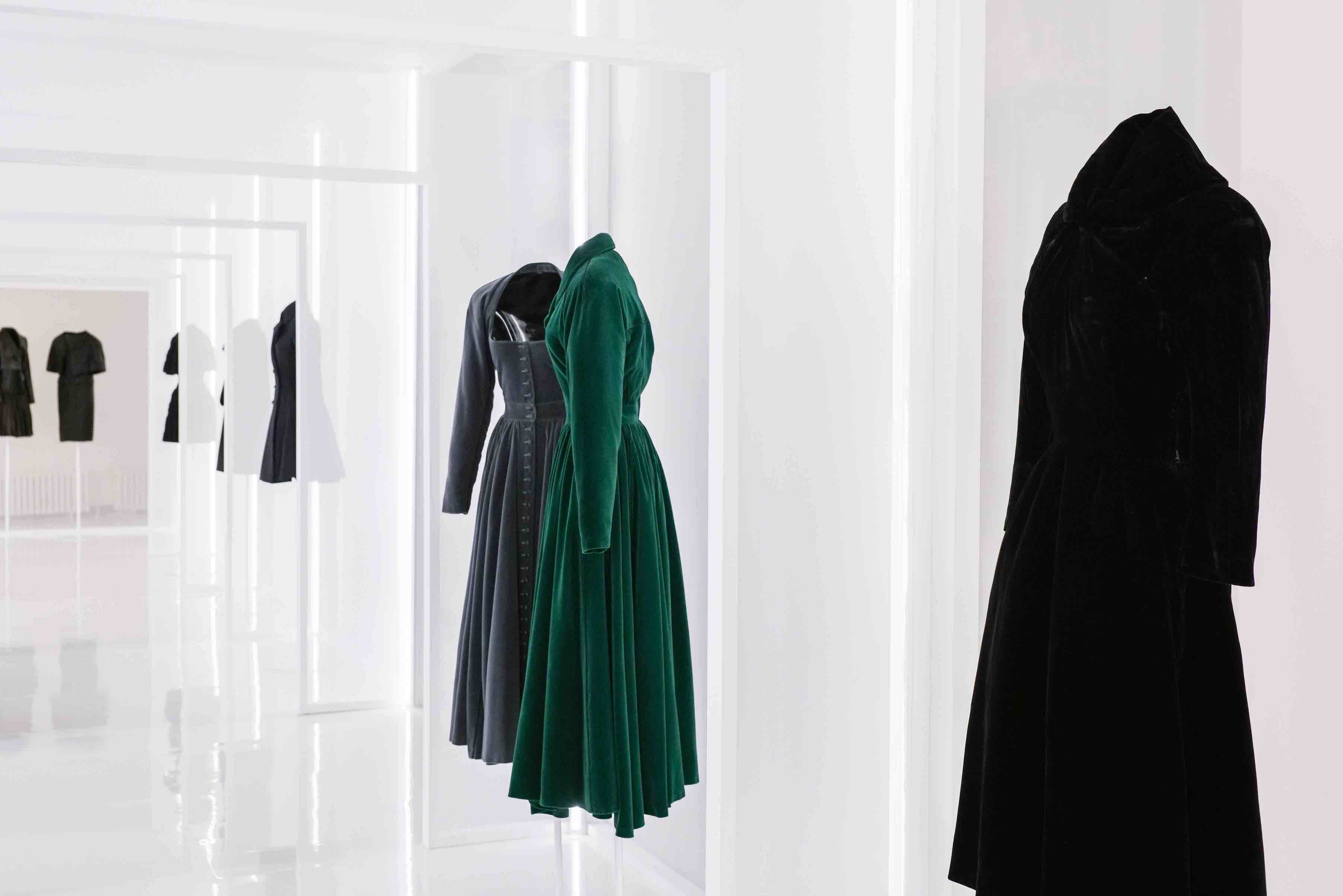 A row of Alaïa and Balenciaga creations © Stéphane Aït Ouarab