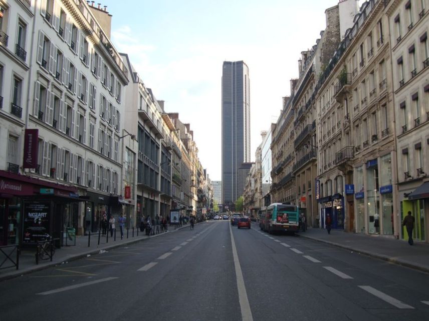 Le haut de la rue de Rennes, un dimanche en 2009 - Photo : VD.