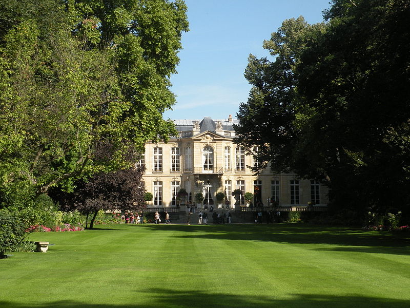 Façade coté jardin de l'Hôtel Matignon - Crédit : Chatsam sous licence creative commons.