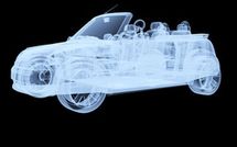 Une voiture désossée reconstituée