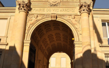 Les zélés élus du 7eme arrondissement