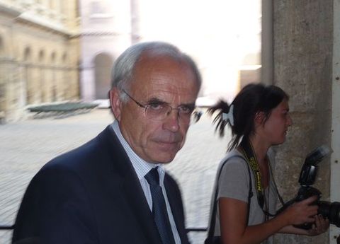 Marc Laffineur, secrétaire d'Etat auprès du ministre de la Défense et des Anciens Combattants Marc Laffineur, secrétaire d'Etat auprès du ministre de la Défense et des Anciens Combattants