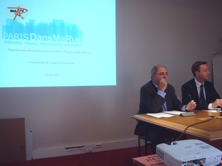 Philippe Ducloux et Jean-Louis Missika expliquent l'appli mobile Philippe Ducloux et Jean-Louis Missika expliquent l'appli mobile