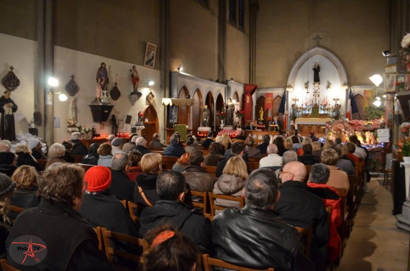 Réunion publique dans l'Eglise Sainte Rita - Crédit PR / Le Rassemblement