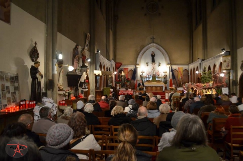 Réunion publique dans l'Eglise Sainte Rita - Crédit PR / Le Rassemblement